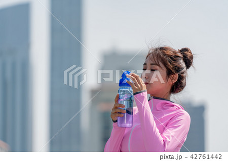 人 人間 韓国人 42761442