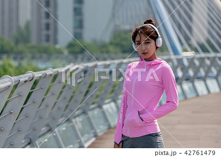 女性 女 女の子 42761479