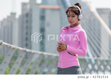 人 人間 韓国人 42761514