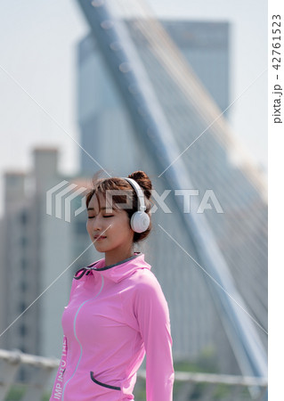 人 人間 韓国人 42761523