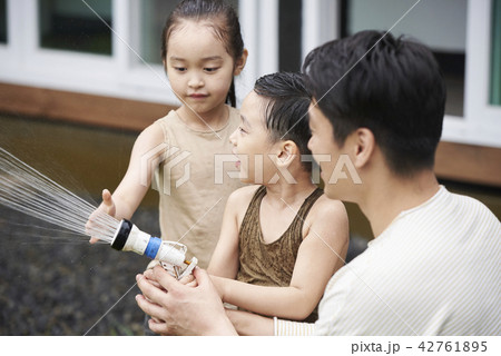 家族 ファミリー お父さん 42761895