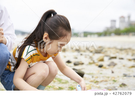 遊び 子供 女性 42762079