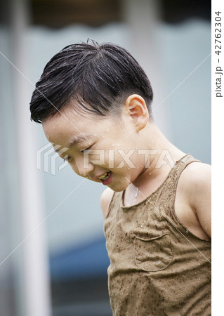 男 男性 男の子 42762304