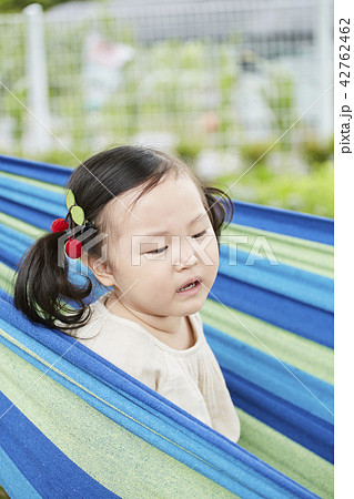 少女 泣き 韓国人 42762462