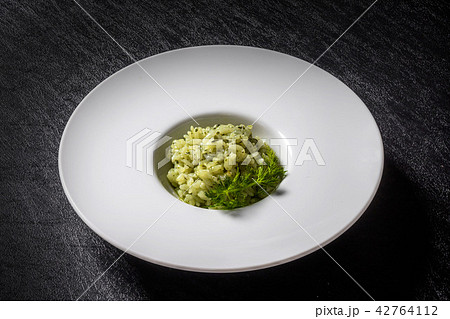 リゾット( risotto (squid ink, tomato, basil) リゾット( risotto (squid ink, tomato, basil) 42764112