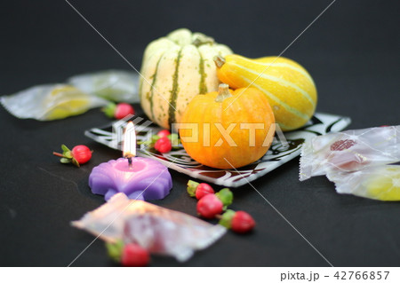 ハロウィンの飾り 42766857