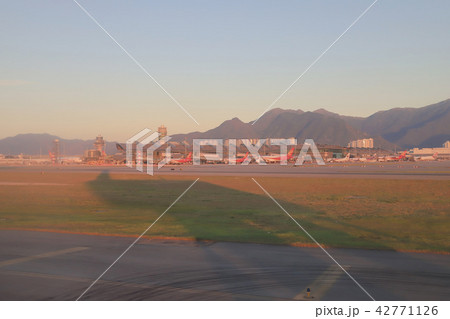 an International Airport is the main airport an International Airport is the main airport 42771126