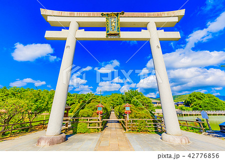 京都 長岡天満宮 正面大鳥居 京都 長岡天満宮 正面大鳥居 42776856