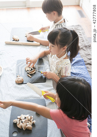 子供の料理教室 子供の料理教室 42777808