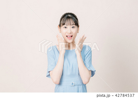 女性 女 女の子 42784537