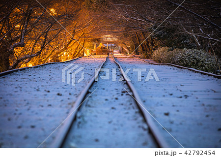 京都府 蹴上インクライン 雪景色の写真素材