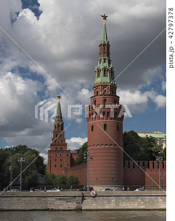 Russia, Moscow, view on Kremlin towers  42797378