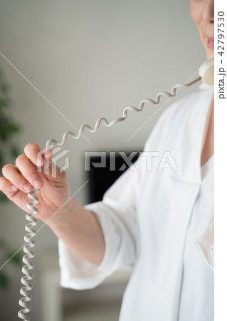 電話 電話 42797530