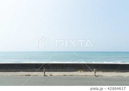 180804_海_御前崎灯台下 42804617
