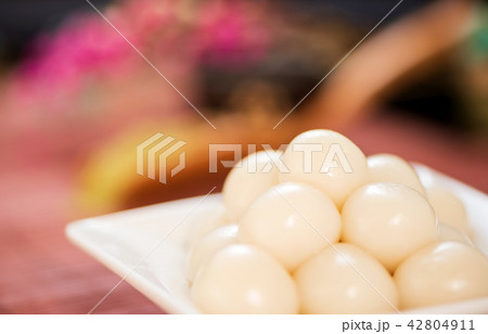 三色だんご 花見団子 おいしい三色団子 42804911