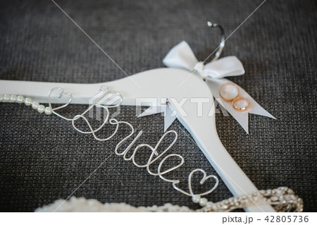 getting ready wedding detailes getting ready wedding detailes 42805736