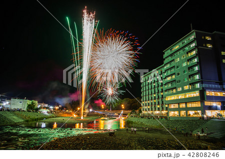 おんねゆ温泉花火大会 42808246