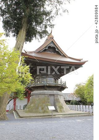 布施弁天　鐘楼（千葉県指定有形文化財） 42809984