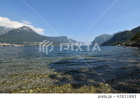 コモ湖　（Lake Como） 42811883