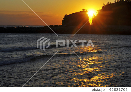 日の出 海 東海 42821705