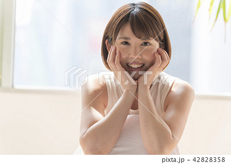 美容 ビューティー 女性 美容 ビューティー 女性 42828358