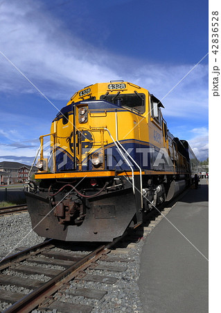 アラスカ鉄道　機関車 42836528