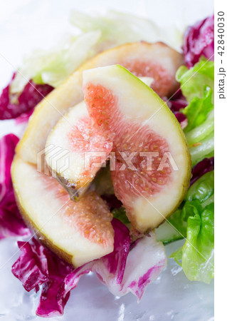 イチヂクのサラダ 42840030