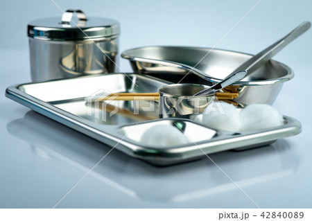 Wound care dressing set. cotton ball, cotton stick 42840089