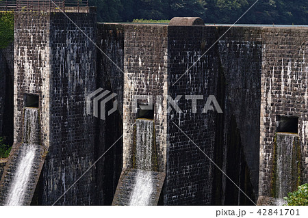 【重要文化財・香川県・観光名所】豊稔池堰堤(豊稔池ダム・豊稔池遊水公園) 【重要文化財・香川県・観光名所】豊稔池堰堤(豊稔池ダム・豊稔池遊水公園) 42841701