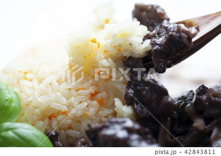 牛肉のワイン煮 42843811