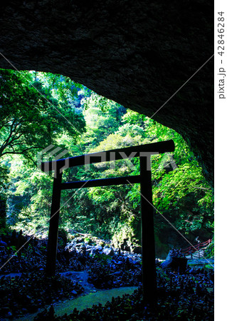 天岩戸神社 天安河原 【宮崎県西臼杵郡高千穂町】 天岩戸神社 天安河原 【宮崎県西臼杵郡高千穂町】 42846284