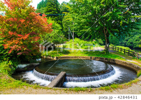 通潤用水小笹円形分水　【熊本県上益城郡山都町】 42846431