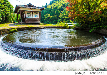 通潤用水小笹円形分水　【熊本県上益城郡山都町】 42846443