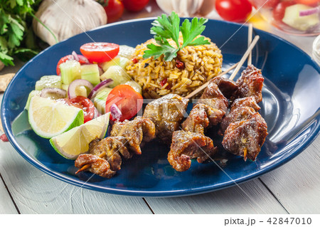 Traditional pork satay with peanut sauce 42847010