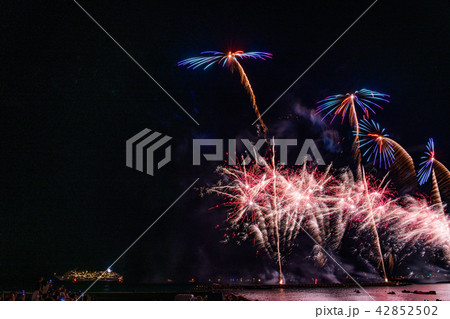 【静岡県伊東市】第72回按針祭海の花火大会 【静岡県伊東市】第72回按針祭海の花火大会 42852502