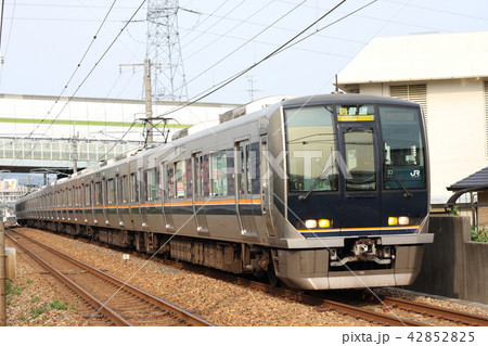 快走する福知山線321系 快走する福知山線321系 42852825