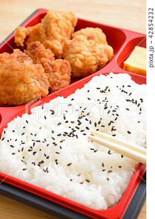 おいしい唐揚弁当 42854232