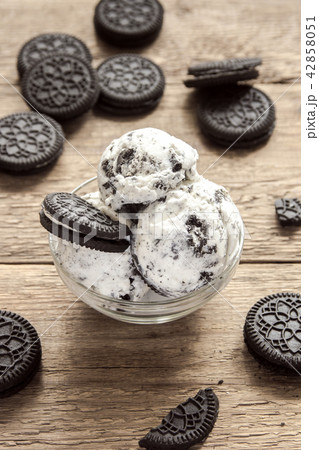 Cookies and cream homemade ice cream Cookies and cream homemade ice cream 42858051