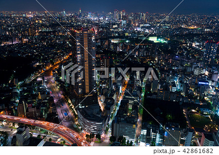 東京夜景・池袋から望む新宿方面 42861682