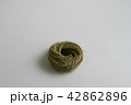 麦でできたドーナツ 42862896