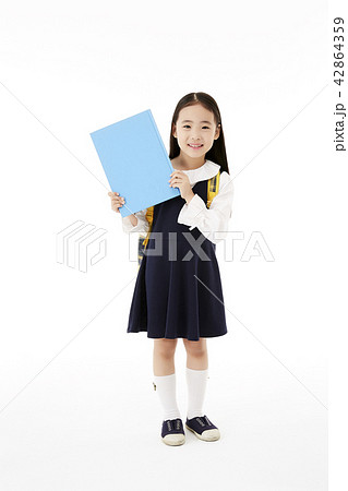 笑顔 微笑 微笑み 42864359