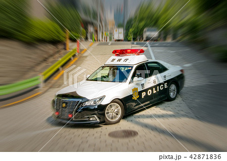 パトカー走行 パトカー走行 42871836