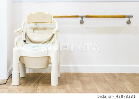 Commode Chairs and Portable Toilets for Elderly 42873231