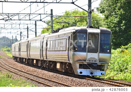 千歳線　島松－北広島　JR北海道　785系　NE-502編成（札幌）　『すずらん』 42876003