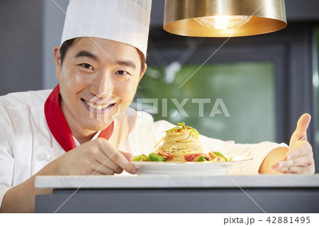 男 男性 男の子 42881495