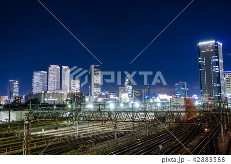 名古屋都市風景　向野橋から名古屋駅中心部高層ビル群望む　夜景 42883588