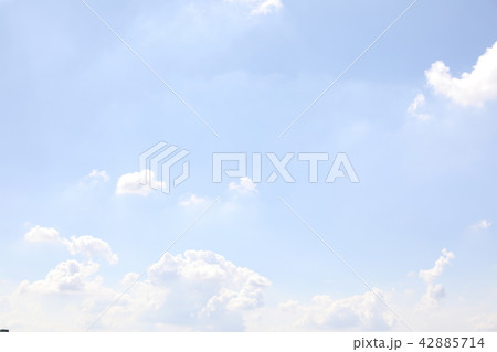 空 雲 青 42885714