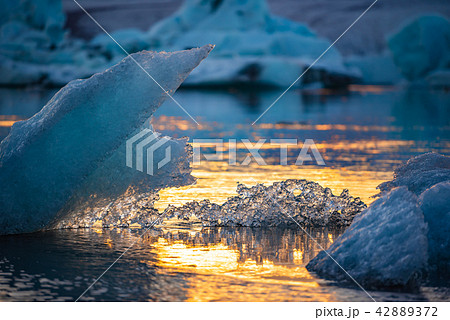 Icebergs in Jokulsarlon glacier lagoon ,Iceland. Icebergs in Jokulsarlon glacier lagoon ,Iceland. 42889372