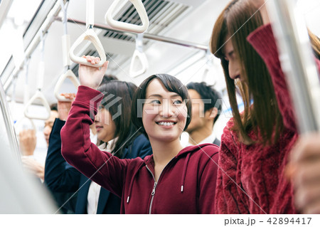 電車 撮影協力「京王電鉄株式会社」 電車 撮影協力「京王電鉄株式会社」 42894417