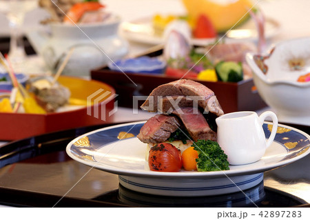 和食 料理 ステーキ 和食 料理 ステーキ 42897283